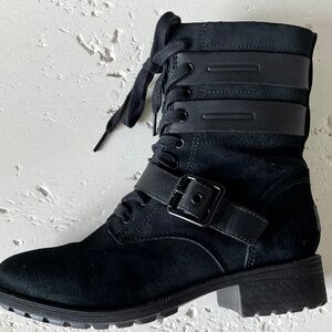 UGG Zia Women's Black Sherpa Lined Combat Boots - Size 7